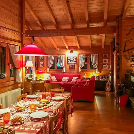 Tatil Evi Tirolese Due Cossani